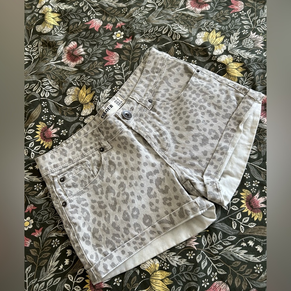 Cotton On Gray Leopard Print Jean Shorts